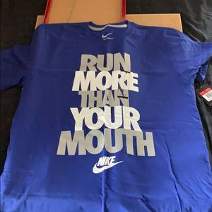 Men’s Nike T-Shirt Large